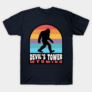 Devil's Tower Bigfoot Sasquatch National Monument Wyoming T-Shirt